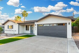 6413 E Holly St in Scottsdale, AZ - Building Photo - Building Photo