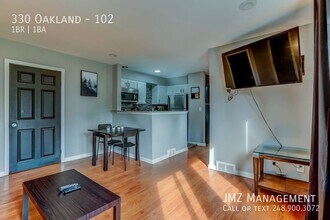 330 Oakland Ave in Royal Oak, MI - Building Photo - Building Photo