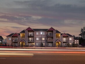 The Arbors at Edgewood in Edgewood, WA - Foto de edificio - Building Photo