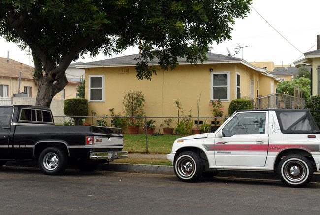 718 Walnut St in Inglewood, CA - Building Photo - Building Photo