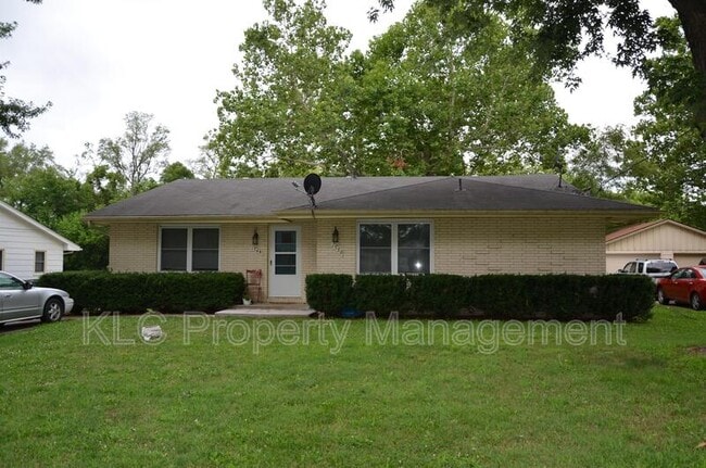 1550 NW 81st St