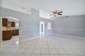 18522 Evergreen Rd in Ft. Myers, FL - Building Photo - Building Photo