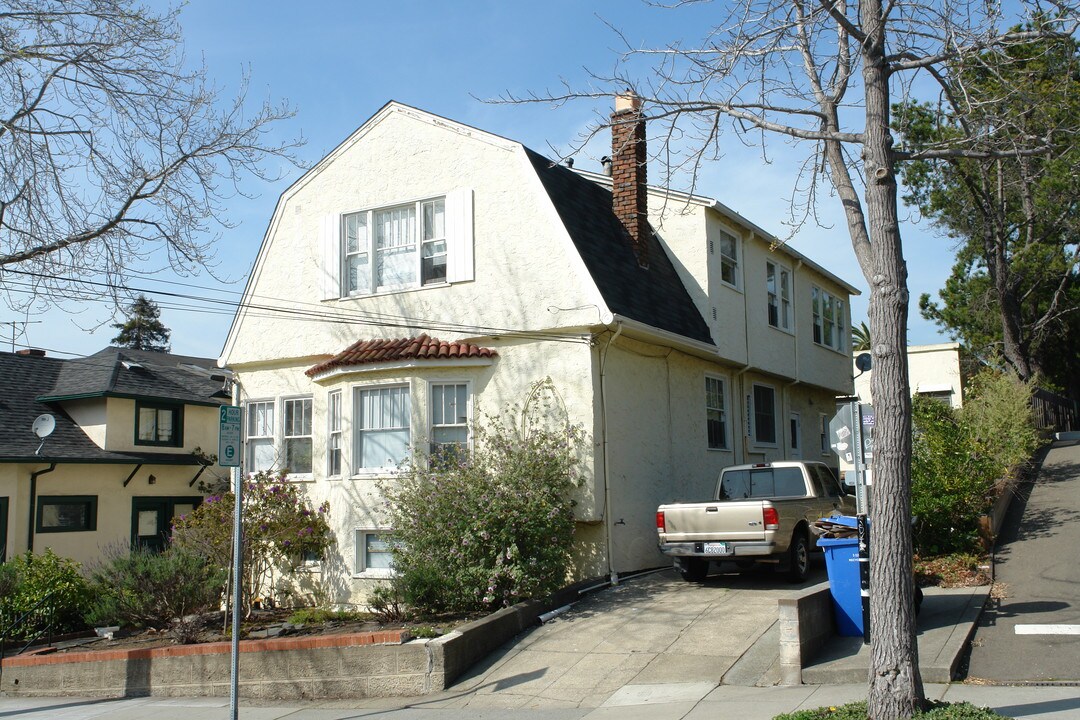 2009 Rose St in Berkeley, CA - Building Photo