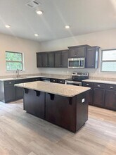 140 Ridgeway Cir in Crestview, FL - Building Photo - Building Photo