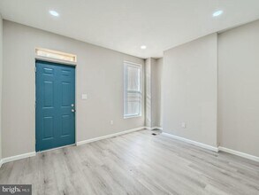1324 W Pratt St in Baltimore, MD - Building Photo - Building Photo