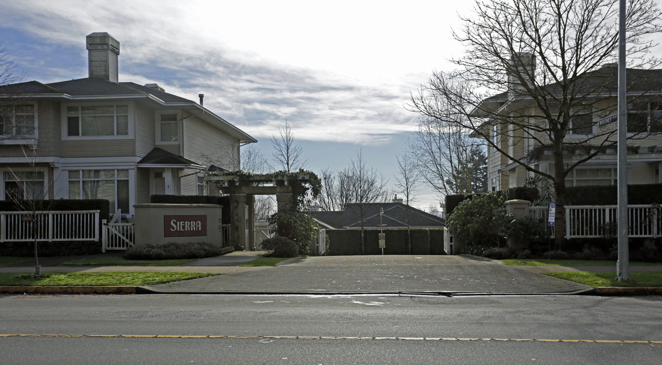 Sierra in Vancouver, BC - Building Photo