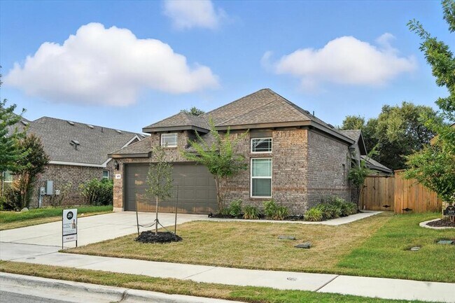 305 Old Trinity Way in Andice, TX - Building Photo - Building Photo