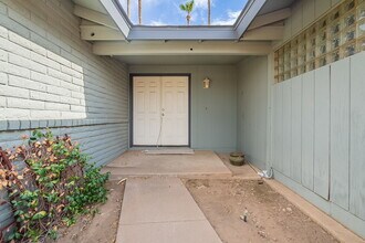 2543 E Huntington Dr in Tempe, AZ - Foto de edificio - Building Photo