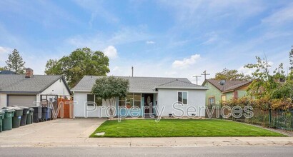 4630 Lemon Hill Ave in Sacramento, CA - Building Photo - Building Photo