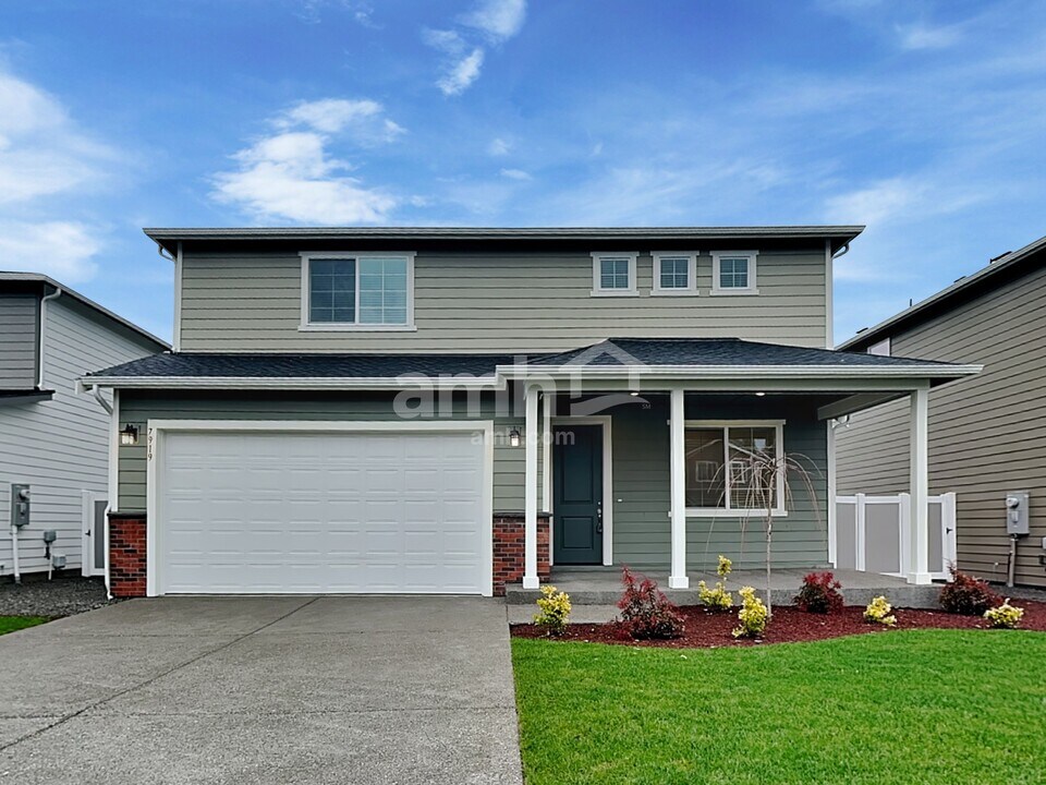 7919 Verona Loop in Olympia, WA - Building Photo