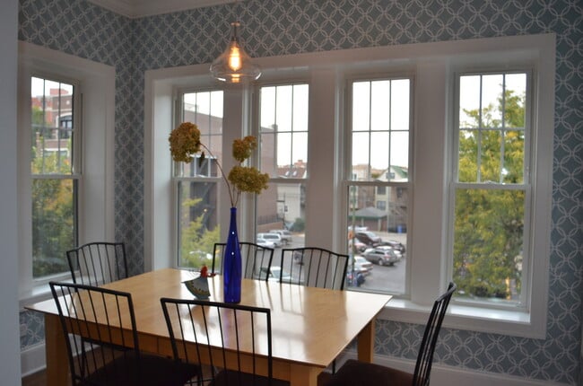 property at 735 W Belmont Ave