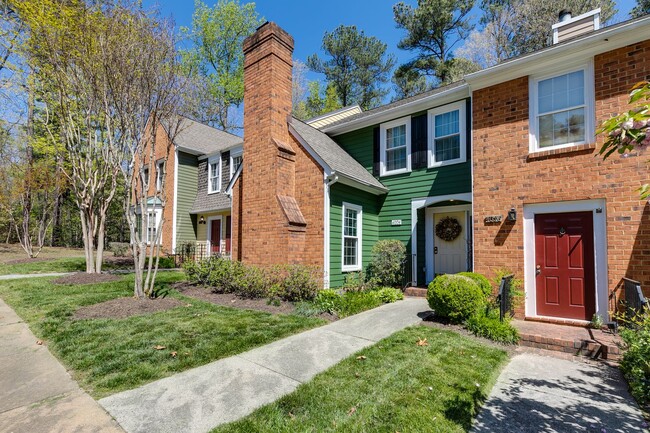 4004 Bush Lake Way in Glen Allen, VA - Building Photo - Building Photo