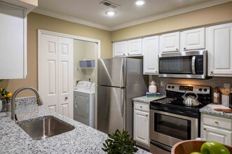 The Woods at Polaris Parkway Apartment Homes in Westerville, OH - Building Photo - Building Photo