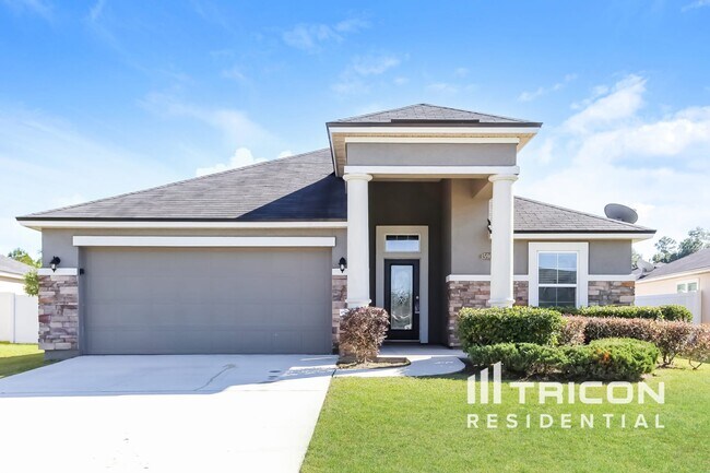 property at 15963 Bainebridge Dr