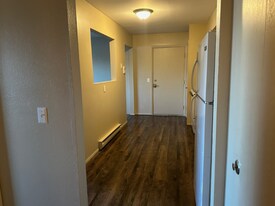 7451 Lunitas Ln in Perrysburg, OH - Building Photo