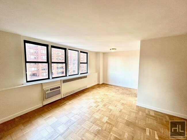 East 79th Street in New York, NY - Building Photo - Building Photo