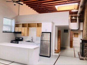 1835 S Loomis St in Chicago, IL - Building Photo - Building Photo