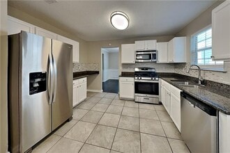 6923 Foxmoor Way in Douglasville, GA - Building Photo - Building Photo