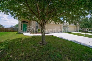 542 Briggs Dr in New Braunfels, TX - Foto de edificio - Building Photo