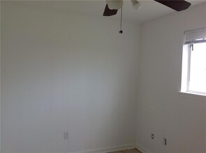 2401 Pasadena Ave, Unit 5 in Metairie, LA - Building Photo - Building Photo