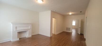3633 W College St in Shreveport, LA - Building Photo - Building Photo