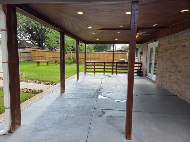 property at 15415 Beechnut St