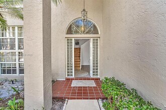 2927 Bogota Ave in Hollywood, FL - Building Photo - Building Photo