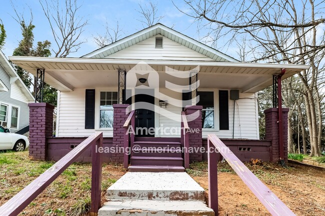 1312 Caldwell St in Statesville, NC - Building Photo - Building Photo
