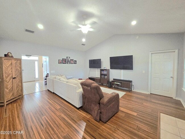 2415 Camryns Crossing in Panama City, FL - Building Photo - Building Photo