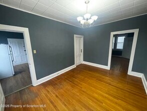 949 N Irving Ave in Scranton, PA - Building Photo - Building Photo