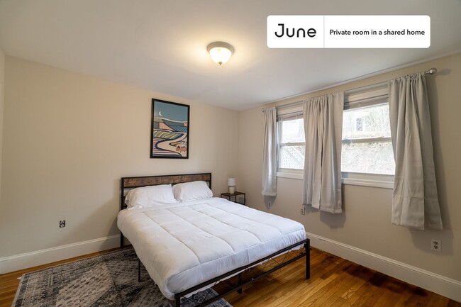 property at 47 Wallingford Rd
