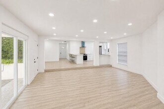 12845 NW 2nd Ave in North Miami, FL - Building Photo - Building Photo