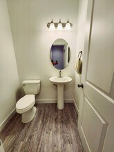 432 Bedrock Loop in West Richland, WA - Building Photo - Building Photo