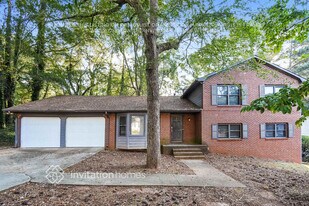 2850 Shiloh Way in Snellville, GA - Building Photo