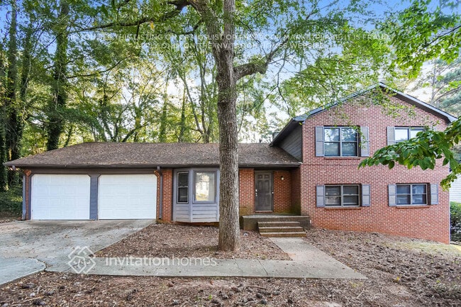 property at 2850 Shiloh Way