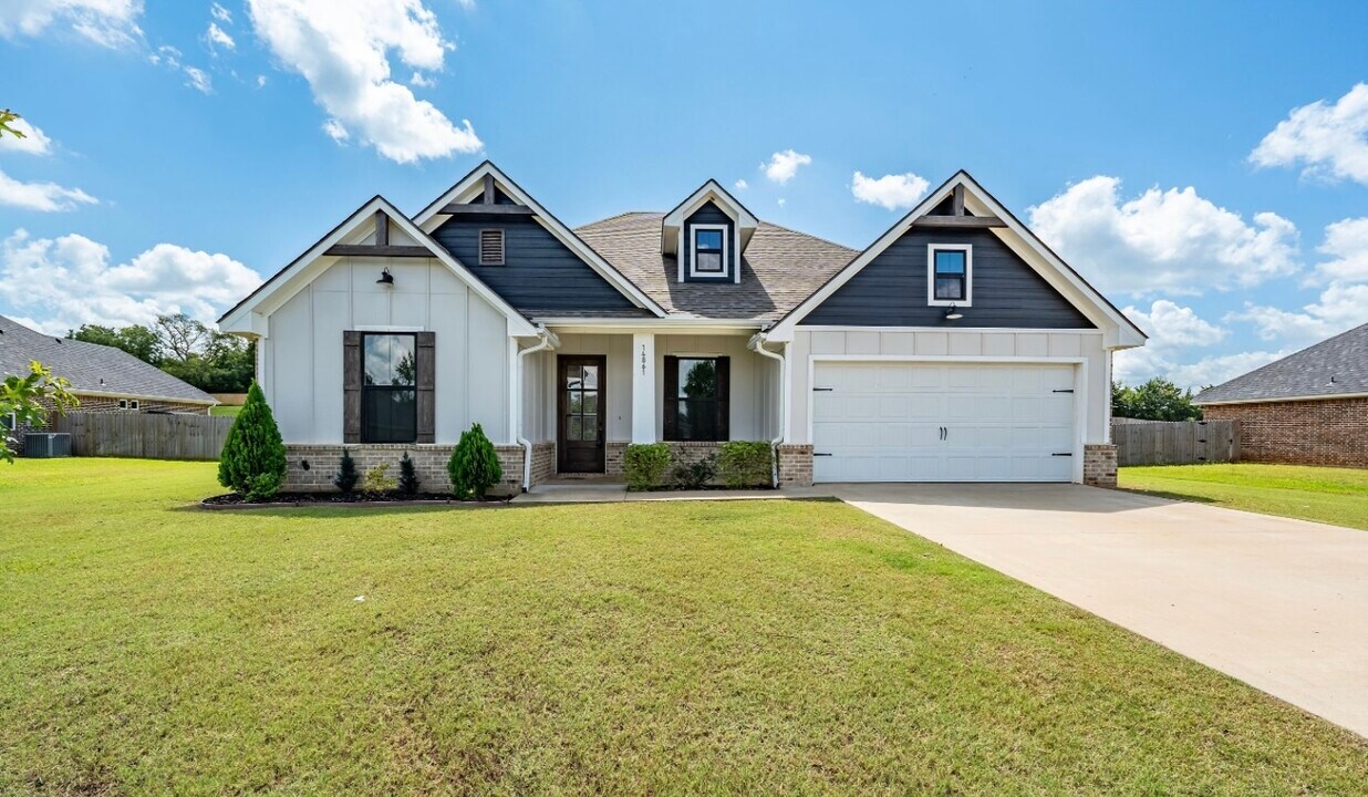 14861 Turtle Creek Ranch Rd in Flint, TX - Foto de edificio