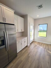 34-34 W Vly Cir in West Warwick, RI - Building Photo - Building Photo