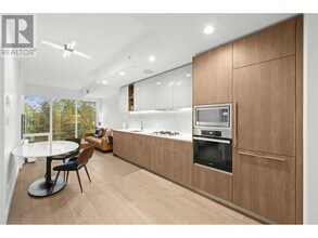 6833-6833 Pearson Wy in Richmond, BC - Building Photo - Building Photo