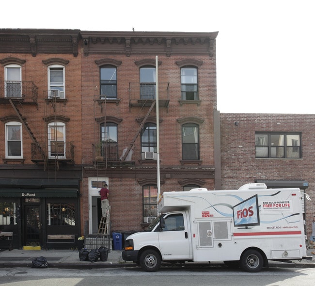 430 Union Ave in Brooklyn, NY - Building Photo - Building Photo