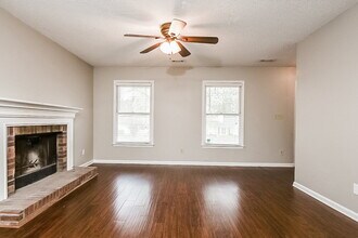 337 Summer Pl in Peachtree City, GA - Building Photo - Building Photo