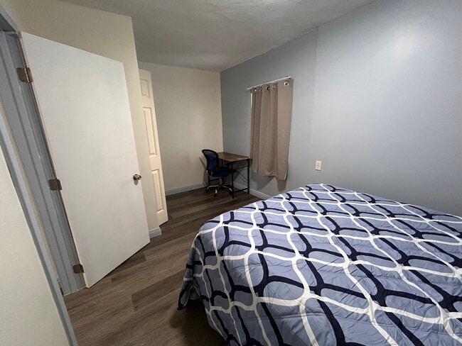 2110 Keith St in Los Angeles, CA - Building Photo - Building Photo