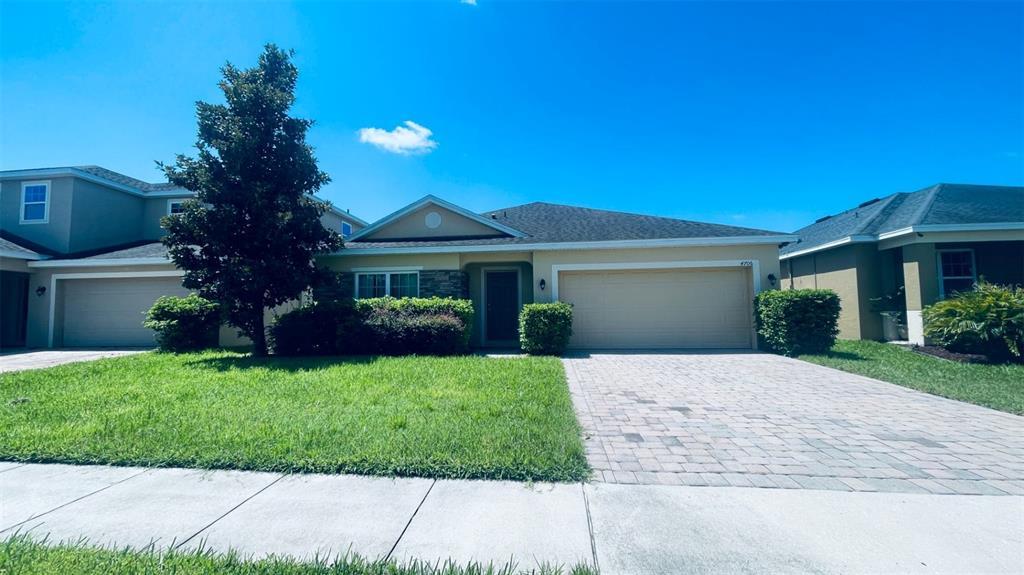 4706 Seeley St in Kissimmee, FL - Building Photo