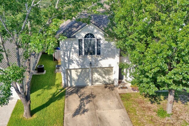 6004 Mesa Verde Cir in Austin, TX - Building Photo - Building Photo