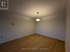 45 Bredin Pkwy in Orangeville, ON - Building Photo - Building Photo