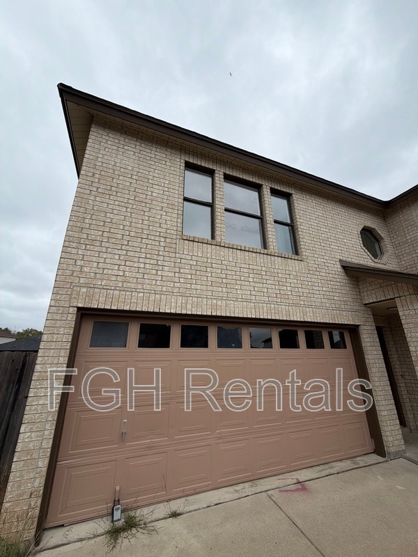 9607 Criswell Creek in San Antonio, TX - Building Photo - Building Photo