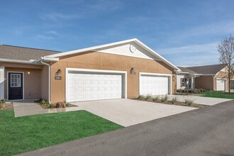 Summer Pointe Village in Summerfield, FL - Foto de edificio - Building Photo