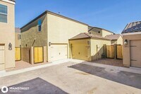 3933 S 82nd Dr in Tolleson, AZ - Foto de edificio - Building Photo