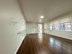 12315 E 44th Terrace in Kansas City, MO - Building Photo - Building Photo