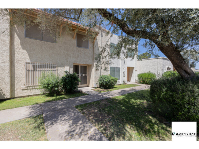 property at 8059 N 31st Ln
