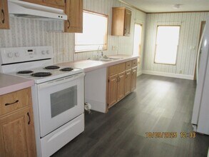1904 Woodcrest Dr in Ormond Beach, FL - Building Photo - Building Photo